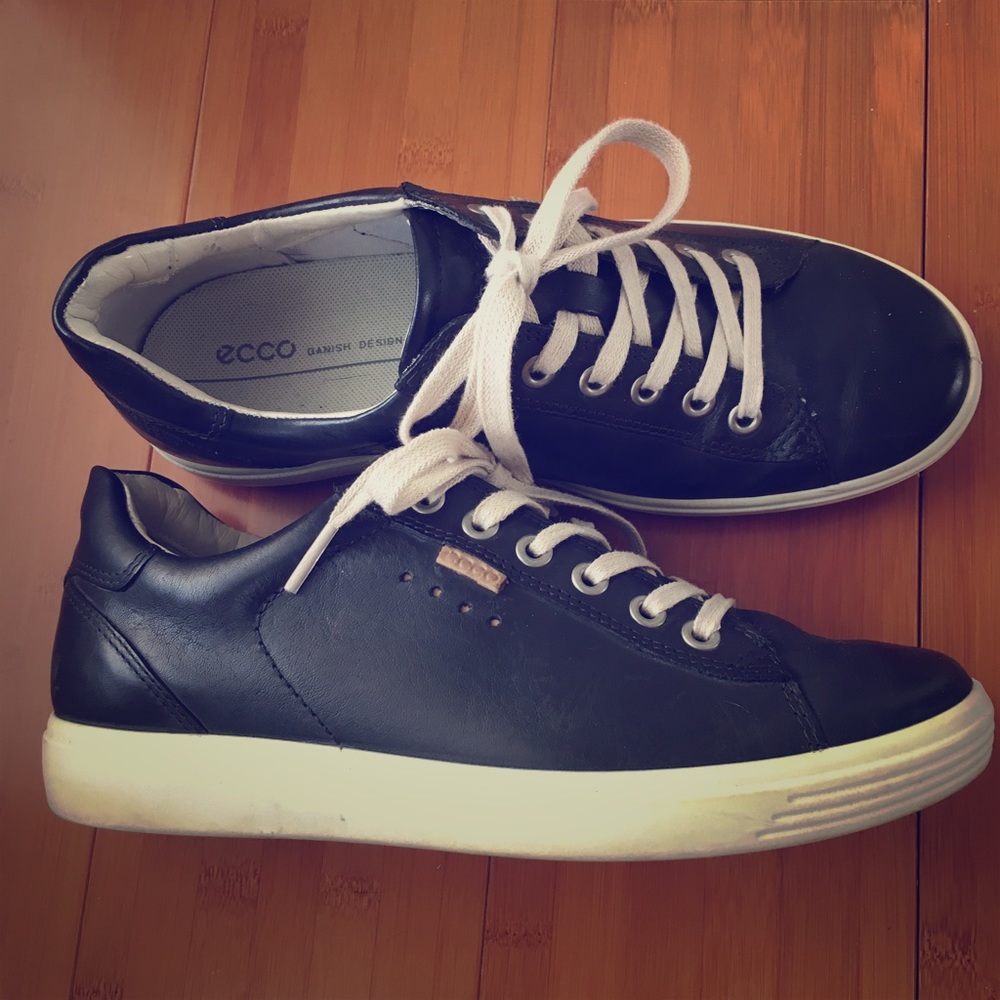 Ecco Soft 7 Sneaker (Euro size 38)